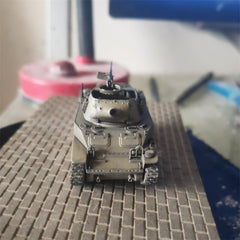 1/72 American 75 mm Howitzer Motor Carriage M8 Painted Finished Model