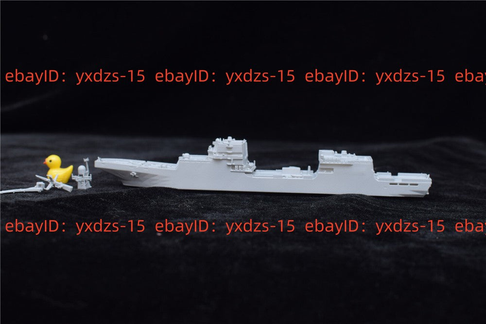 1/700 Russian 11711 Ivan Glenn Amphibious Landing Ship