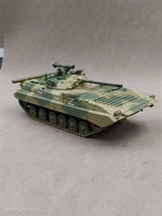 1/35 Russia Bmp-2 Infantry Fighting Vehicle Painted Finished Model
