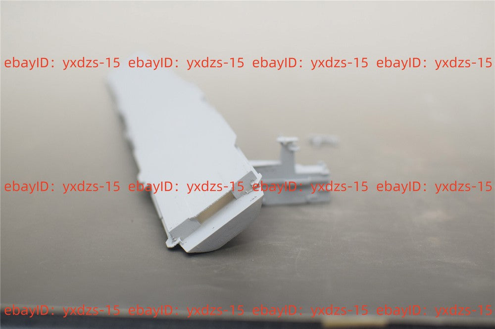 1/700 Htms Chakri Naruebet Aircraft Carrier