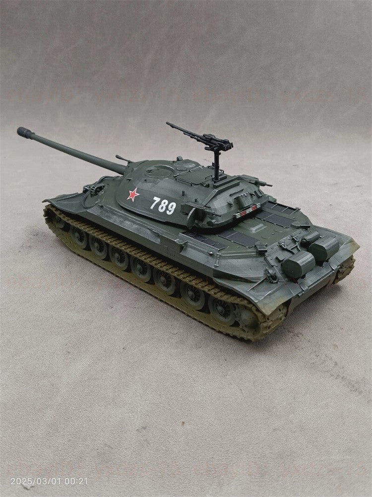 1/35 Soviet Is-7 Heavy Tank Painted Finished Model