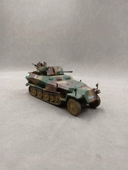 1/35 Half-track Self-propelled Anti-aircraft Gun Vehicle Painted Finished Model