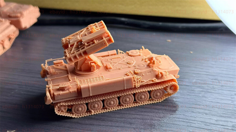 1/72 9K35 Strela-10 (SA-13 Gopher) Surface-to-Air Missile Unpainted Kit