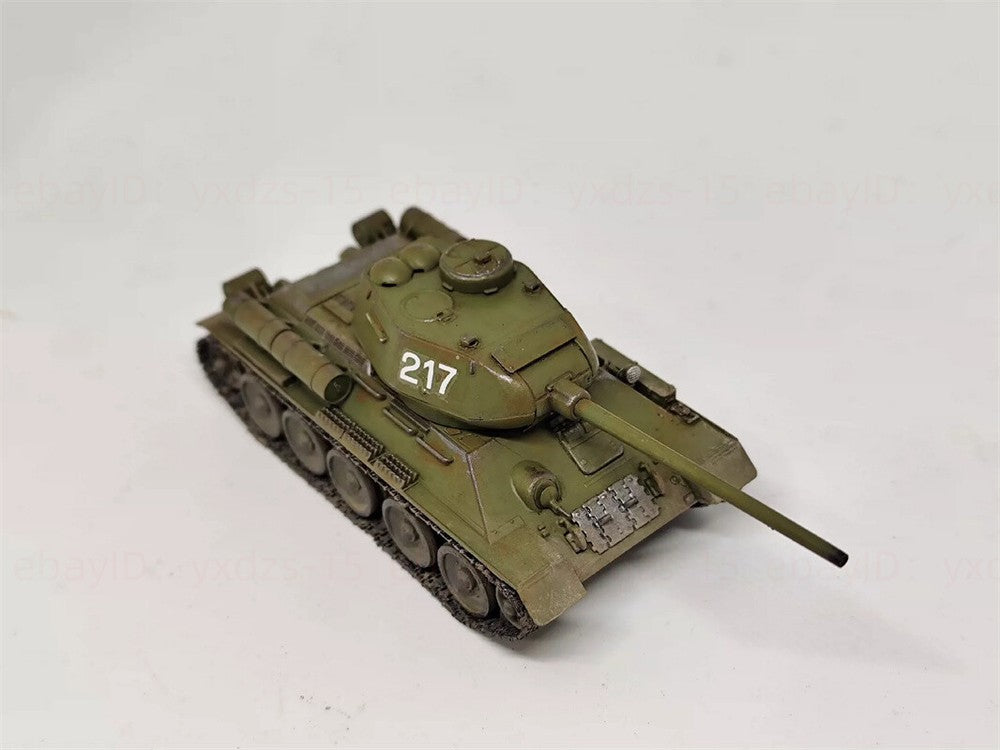 1/72 T-34-85, Soviet Version Of 1944 Painted Finished Model