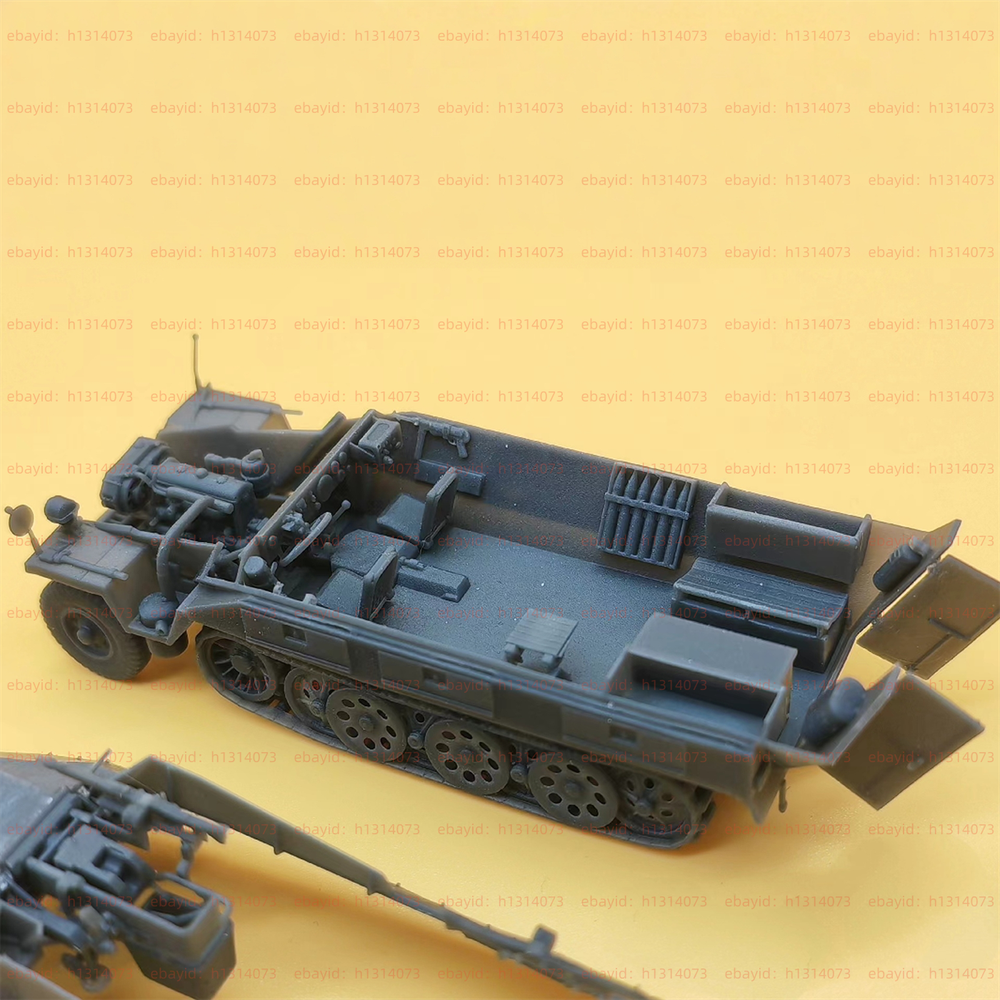 1/72 Sd.kfz.251/9 Ausf.d W/7.5 Anti-tank Half-track Vehicle Unpainted Kit