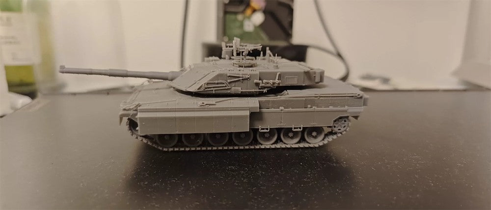 3d Printed 1/72 Italy Ariete Main Battle Tank With Additional Arm Unpainted Kit