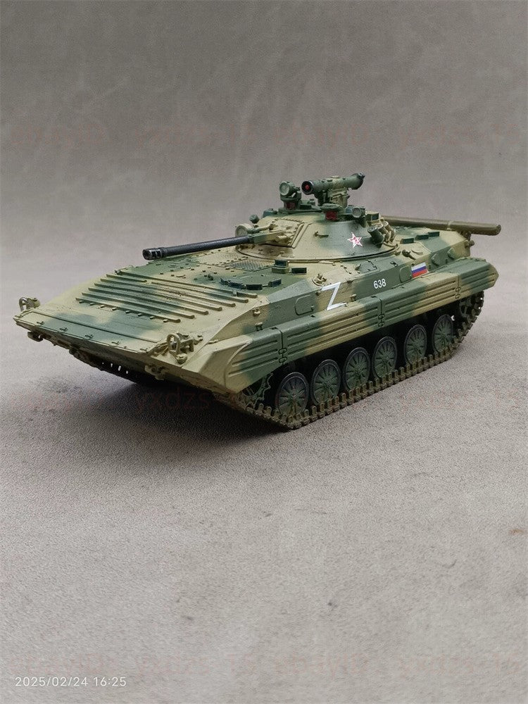 1/35 Russia Bmp-2 Infantry Fighting Vehicle Painted Finished Model
