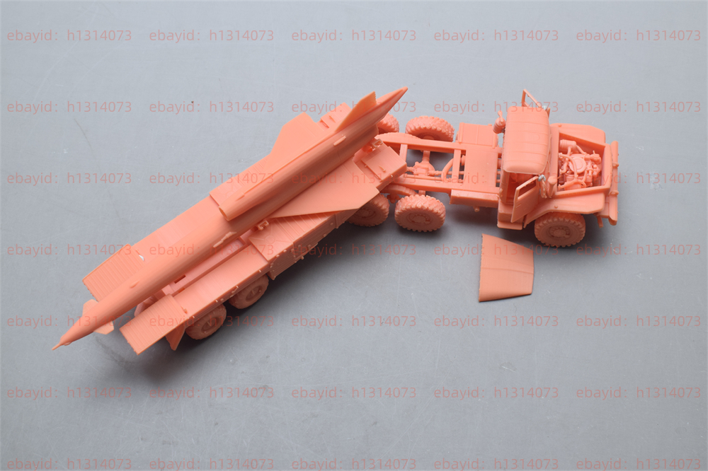 1/72 TU-141 "Strizh" Unmanned Reconnaissance Drone Model Unpainted Kit