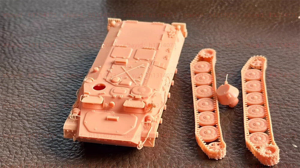 1/72 MT-LB (Multipurpose Tracked Light Armored Vehicle) Basic Version Kit