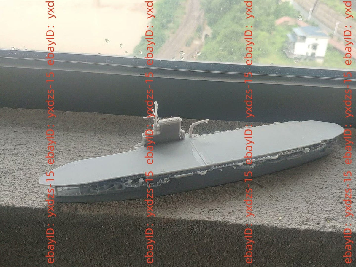 1/700 Soviet Guard Ship Waterline