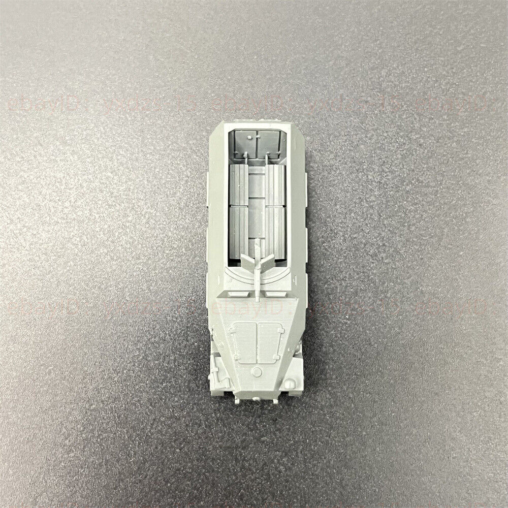 1/144 Sd.Kfz. 251 Half-Track Light Armored Vehicle Painted Finished Model