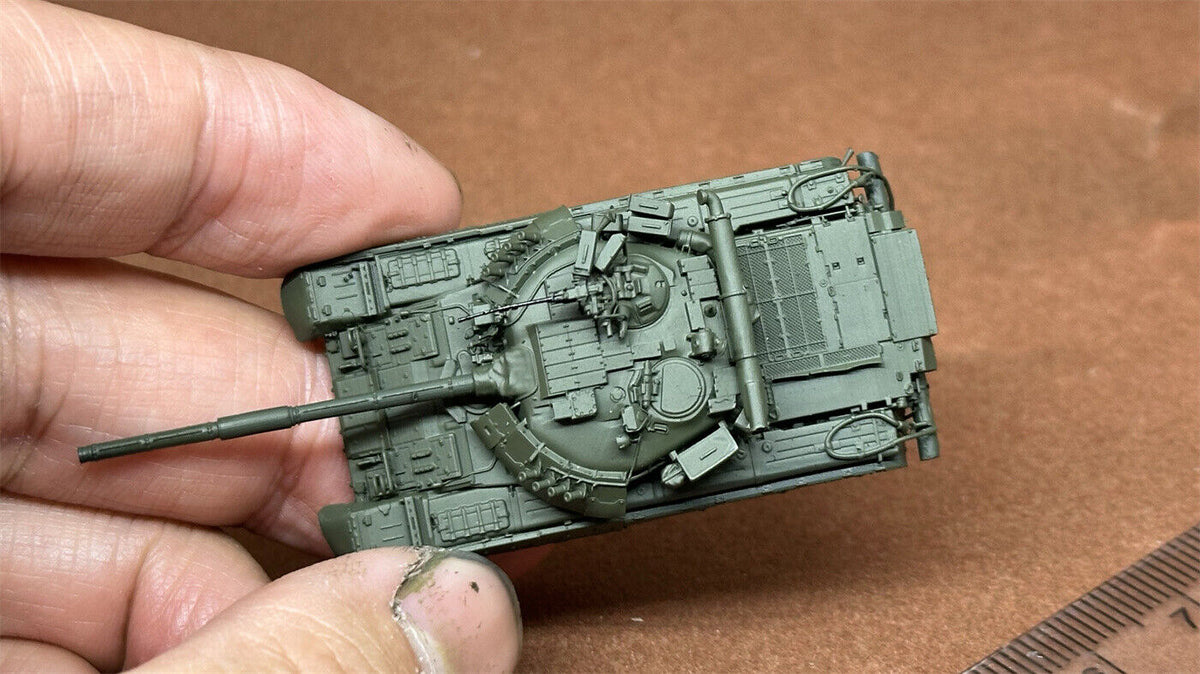 1/144 Ukrainian T-80UD Main Battle Tank Painted Finished Model