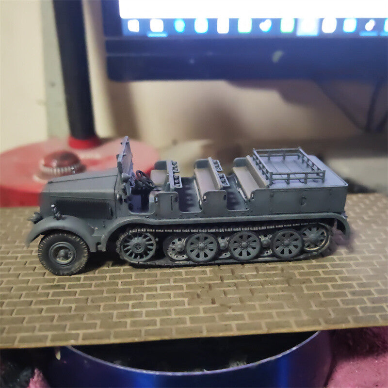 1/72 German Sd.Kfz. 8 DB10 12-Ton Tractor Painted Finished Model